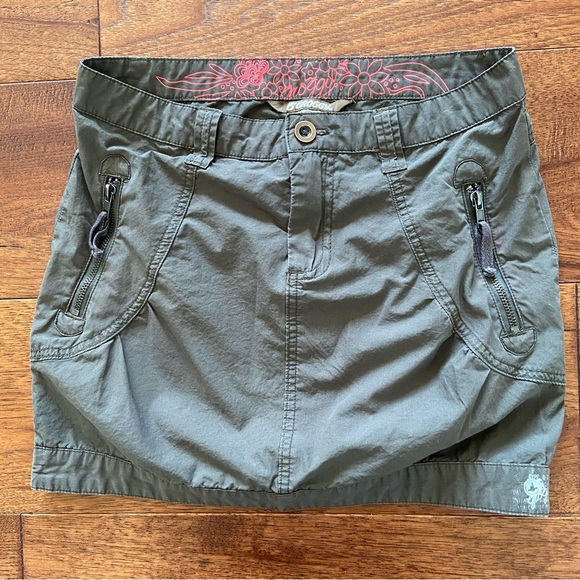 90s Y2K Vintage Groggy Olive Green Mini Skirt - Picture 9 of 15